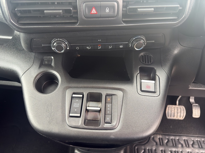 Vauxhall Combo Electric 2300 50kWh Dynamic Auto L1 H1 5dr (7.4kW Charger)