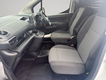 Combo Electric 2300 50kWh Dynamic Auto L1 H1 5dr (7.4kW Charger)
