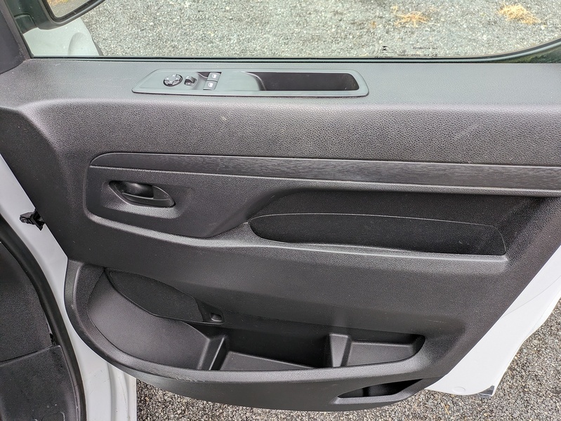Peugeot 1.5 BlueHDi 1000 Professional Premium + Standard Panel Van 6dr Diesel Manual MWB Euro 6 (s/s) (100 bhp)