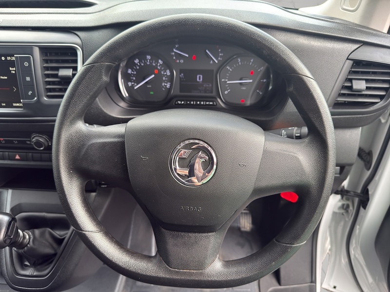 Vauxhall 1.5 Turbo D 2900 Pro Panel Van 6dr Diesel Manual L2 H1 Euro 6 (s/s) (100 ps)