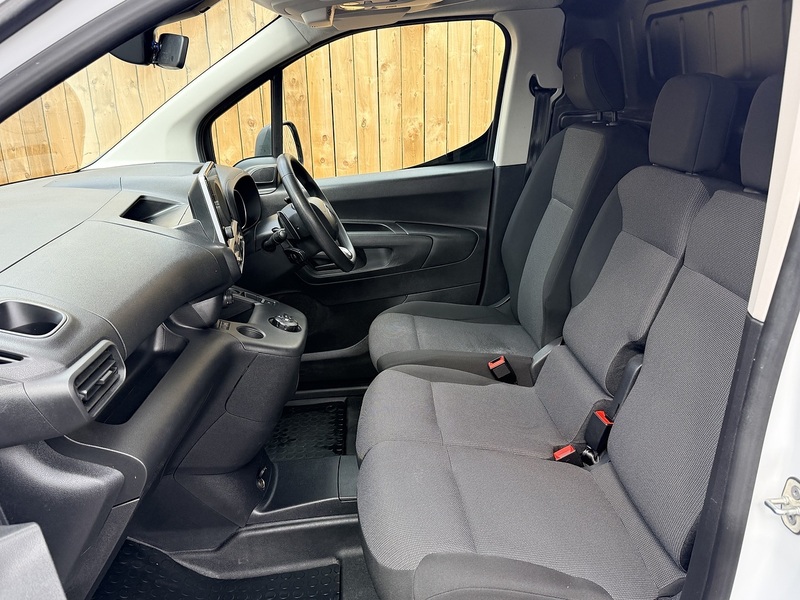 Citroen 1.5 BlueHDi 1000 Enterprise Edition M Panel Van 5dr Diesel EAT8 SWB Euro 6 (s/s) (130 ps)
