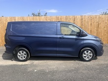 2.0 300 EcoBlue Limited Panel Van 5dr Diesel Auto L1 H1 Euro 6 (s/s) (136 ps)