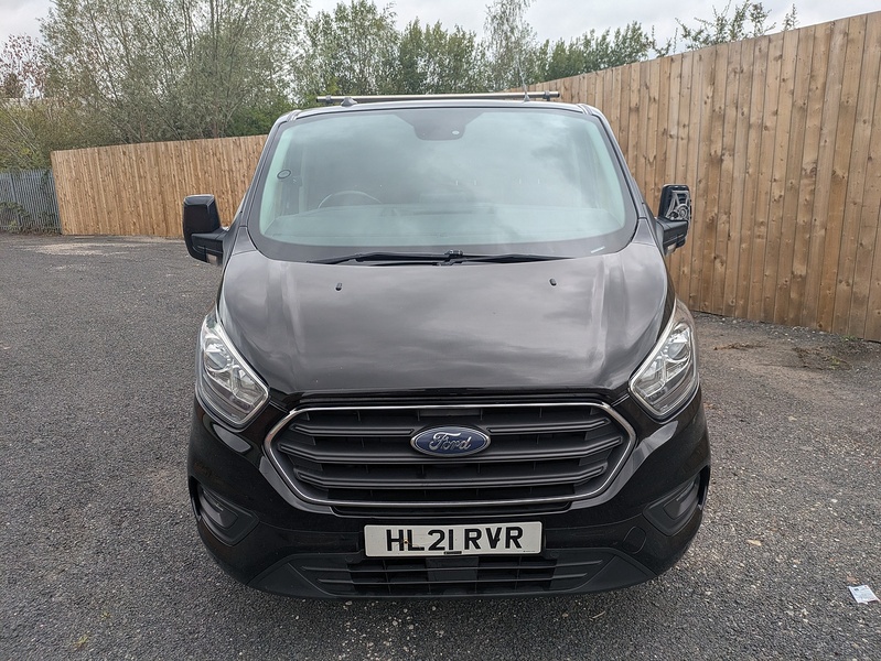 Ford 2.0 320 EcoBlue Limited Crew Van Double Cab 5dr Diesel Manual L2 H1 Euro 6 (s/s) (6 Seat) (130 ps)