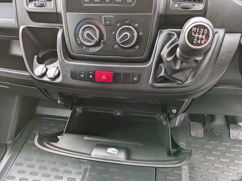 Citroen 2.2 BlueHDi 35 Enterprise Panel Van 5dr Diesel Manual L3 High Roof Euro 6 (s/s) (140 ps)