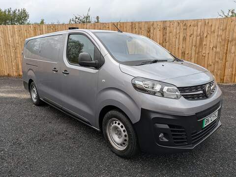 3100 75kWh Dynamic Panel Van 6dr Electric Auto L2 H1 (7.4kW Charger) (136 ps)