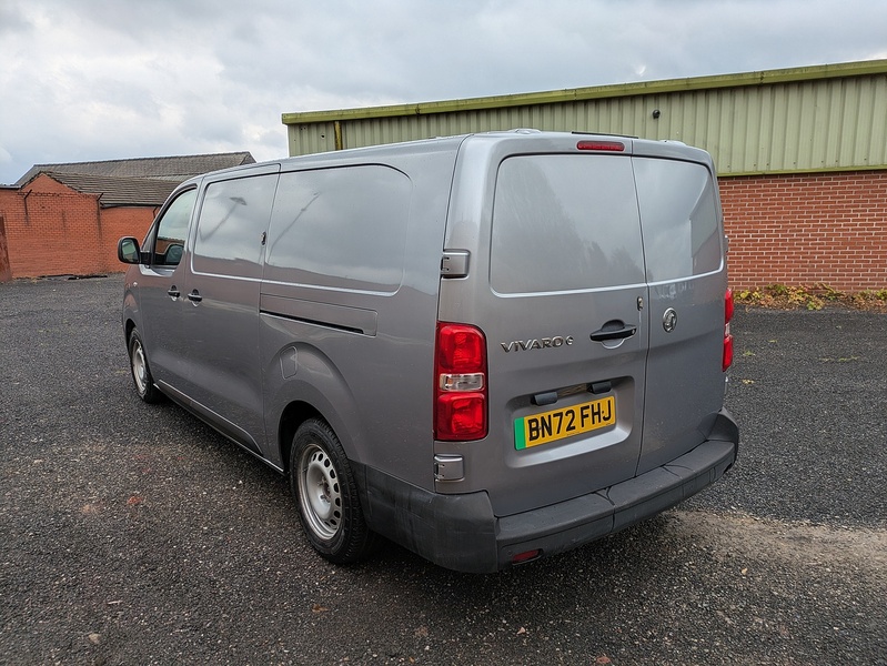 Vauxhall 3100 75kWh Dynamic Panel Van 6dr Electric Auto L2 H1 (7.4kW Charger) (136 ps)