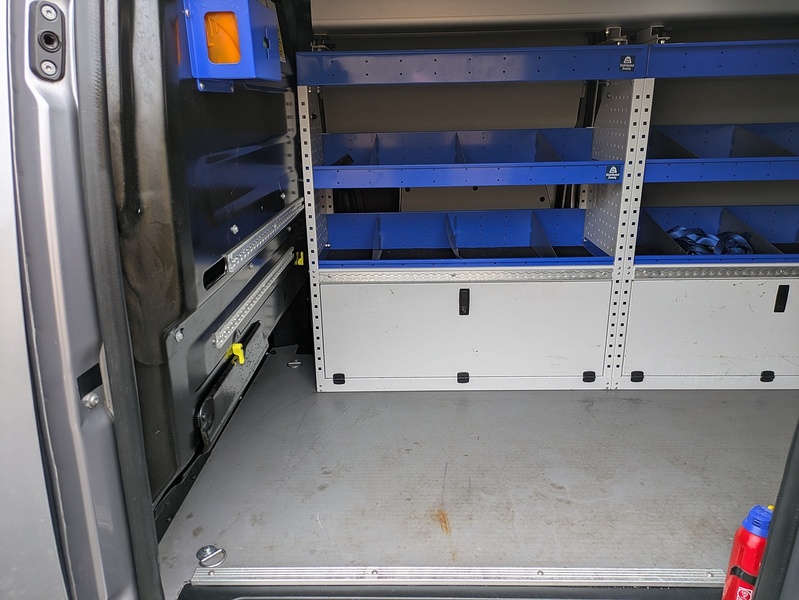 Vauxhall 3100 75kWh Dynamic Panel Van 6dr Electric Auto L2 H1 (7.4kW Charger) (136 ps)