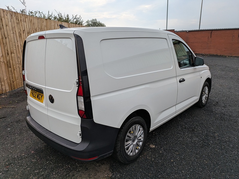 Volkswagen 2.0 TDI C20 Commerce Panel Van 5dr Diesel Manual SWB Euro 6 (s/s) (102 ps)