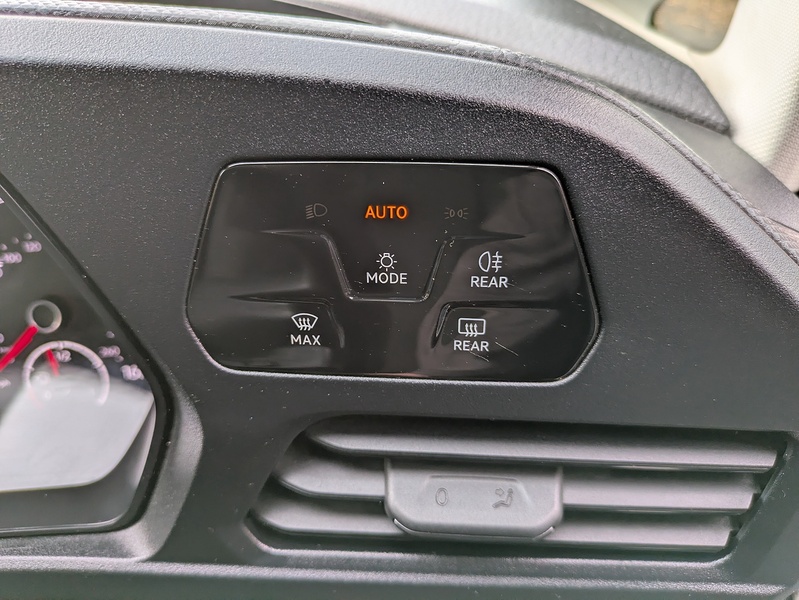 Volkswagen 2.0 TDI C20 Commerce Panel Van 5dr Diesel Manual SWB Euro 6 (s/s) (102 ps)