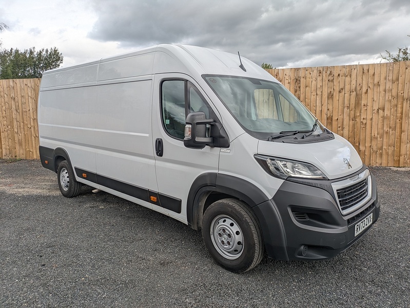 Peugeot 2.2 BlueHDi 435 Professional Premium + Panel Van 5dr Diesel Manual L4 High Roof Euro 6 (s/s) (140 ps)