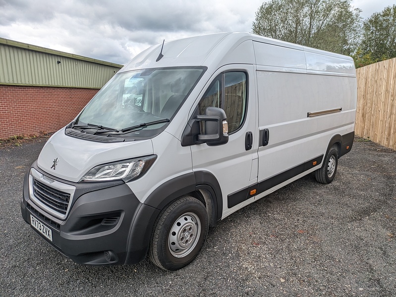 Peugeot 2.2 BlueHDi 435 Professional Premium + Panel Van 5dr Diesel Manual L4 High Roof Euro 6 (s/s) (140 ps)