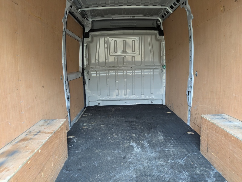 Peugeot 2.2 BlueHDi 435 Professional Premium + Panel Van 5dr Diesel Manual L4 High Roof Euro 6 (s/s) (140 ps)