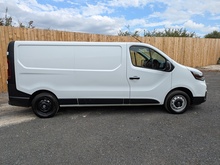2.0 dCi 30 Visia Panel Van 5dr Diesel Manual L2 H1 Euro 6 (s/s) (110 ps)