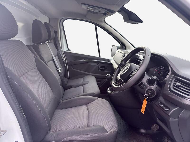 Nissan Primastar 2.0 dCi 30 Visia L2 H1 Euro 6 (s/s) 5dr