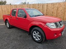 Navara 2.5 dCi Visia 4WD Euro 5 4dr