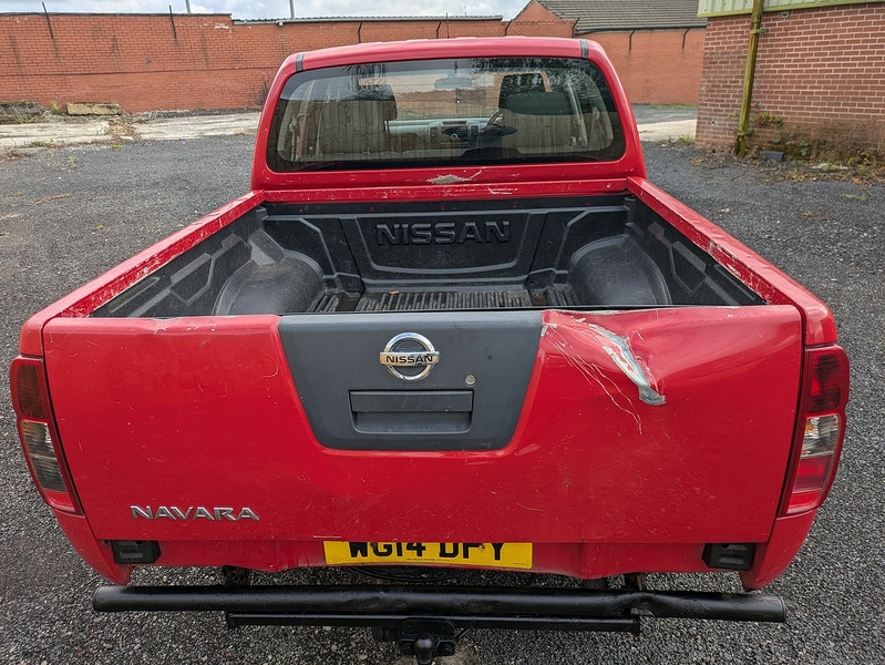 Nissan Navara 2.5 dCi Visia 4WD Euro 5 4dr