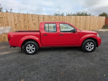 Navara 2.5 dCi Visia 4WD Euro 5 4dr