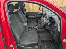 Navara 2.5 dCi Visia 4WD Euro 5 4dr
