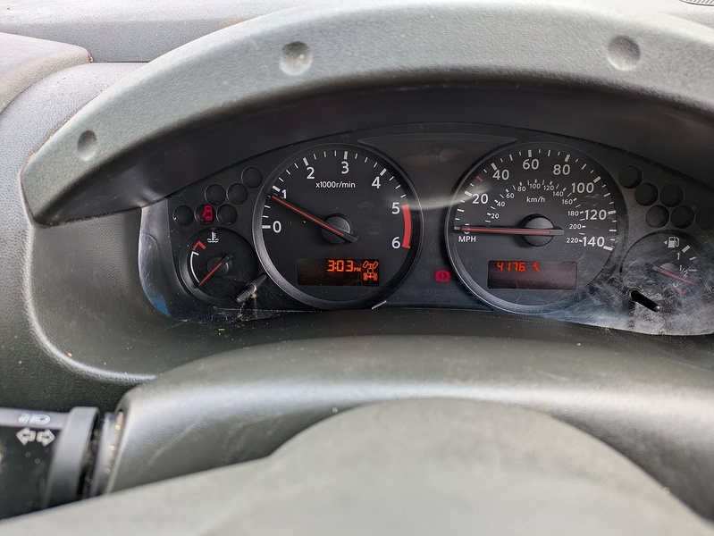 Nissan Navara 2.5 dCi Visia 4WD Euro 5 4dr