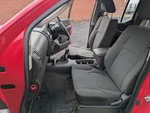 Navara 2.5 dCi Visia 4WD Euro 5 4dr