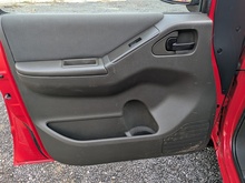 Navara 2.5 dCi Visia 4WD Euro 5 4dr