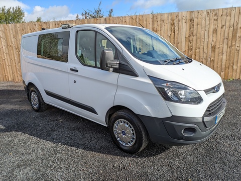 Ford Transit Custom 2.0 TDCi 310 Combi Van 6dr Diesel Manual L1 H1 (157 g/km, 104 bhp)