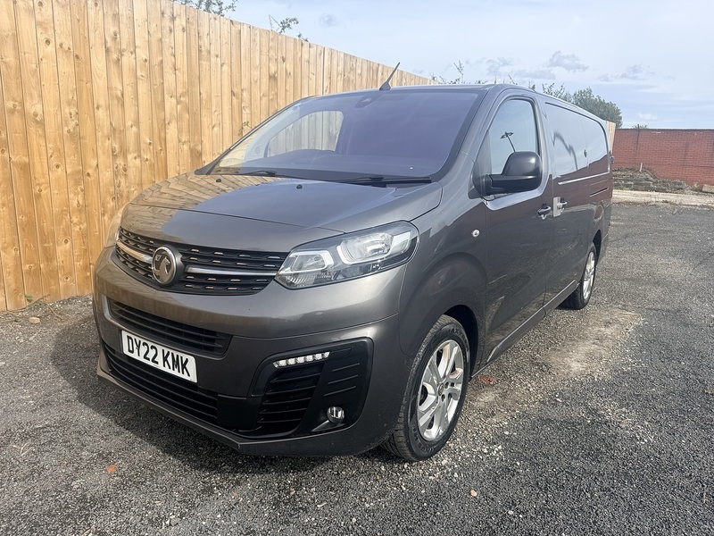 Vauxhall Vivaro Turbo D 3100 Elite 2.0 5dr Panel Van Manual Diesel