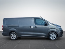 2.0 Turbo D 3100 Elite Panel Van 5dr Diesel Manual L2 H1 Euro 6 (s/s) (145 ps)