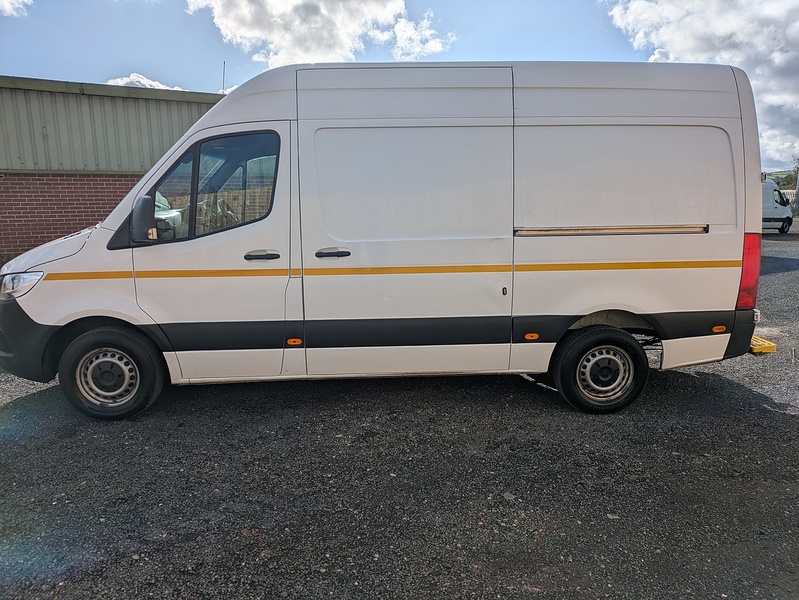 Mercedes-Benz Sprinter 2.0 315 CDI Progressive RWD L2 H2 Euro 6 (s/s) 5dr