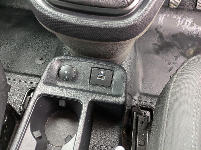 Ford Transit Connect 1.5 250 EcoBlue Leader L2 Euro 6 (s/s) 5dr