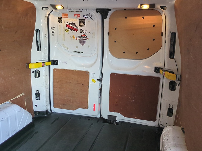 Ford 2.0 300 EcoBlue Limited Panel Van 5dr Diesel Manual L2 H1 Euro 6 (130 ps)