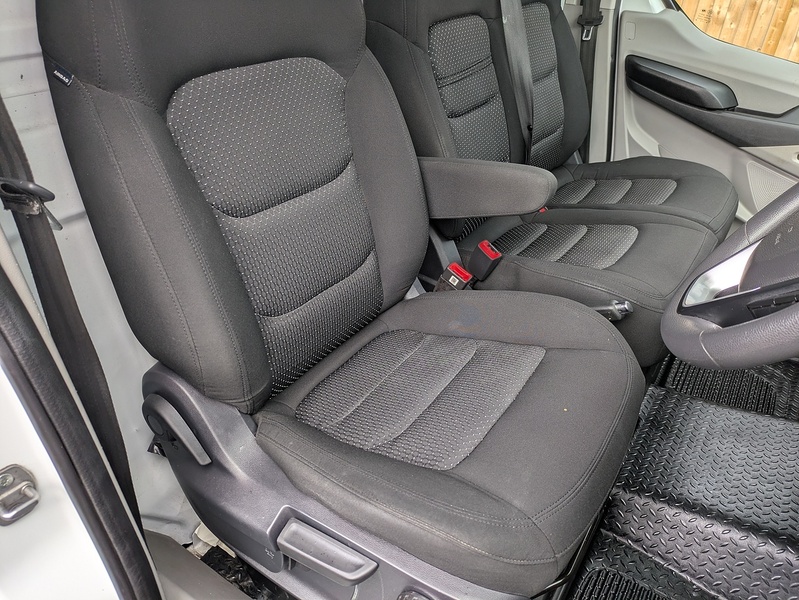 MAXUS Deliver 9 2.0 D20 FWD L3 H2 Euro 6 (s/s) 5dr