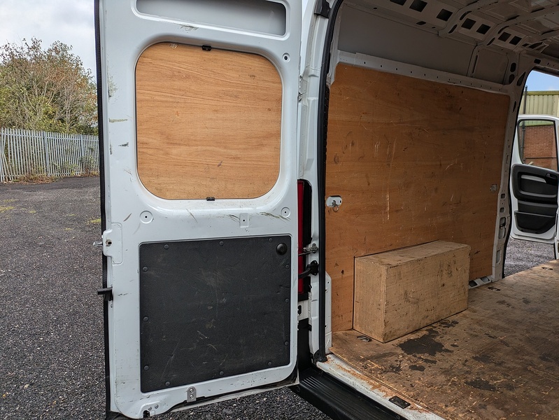 Citroen 2.2 BlueHDi 35 Enterprise Edition Panel Van 5dr Diesel Manual L3 High Roof Euro 6 (s/s) (140 ps)