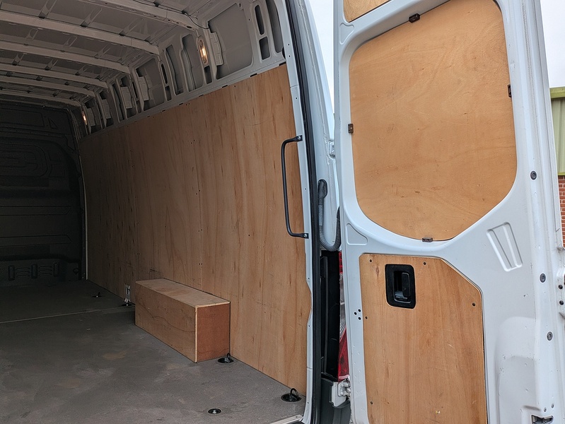 Mercedes-Benz 2.0 317 CDI HD Progressive Panel Van 5dr Diesel Manual RWD L3 H2 Euro 6 (s/s) (170 ps)