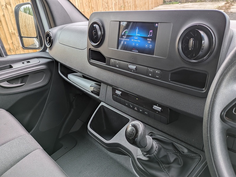Mercedes-Benz 2.0 317 CDI HD Progressive Panel Van 5dr Diesel Manual RWD L3 H2 Euro 6 (s/s) (170 ps)