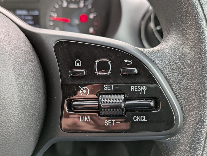 Mercedes-Benz 2.0 317 CDI HD Progressive Panel Van 5dr Diesel Manual RWD L3 H2 Euro 6 (s/s) (170 ps)