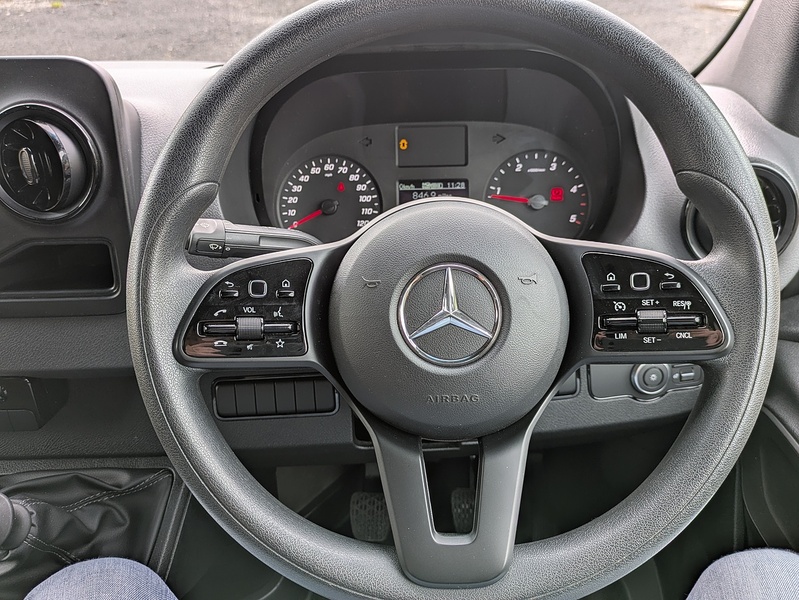 Mercedes-Benz 2.0 317 CDI HD Progressive Panel Van 5dr Diesel Manual RWD L3 H2 Euro 6 (s/s) (170 ps)