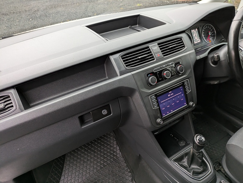 Volkswagen 2.0 TDI C20 Trendline Panel Van 6dr Diesel Manual LWB Euro 6 (s/s) (102 ps)