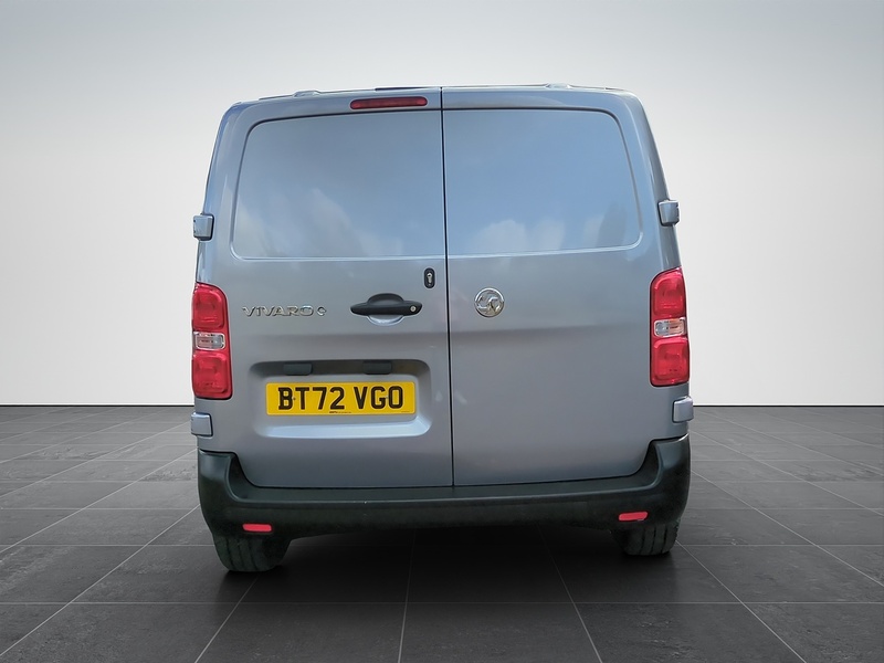 Vauxhall 3100 75kWh Dynamic Panel Van 6dr Electric Auto L1 H1 (7.4kW Charger) (136 ps)