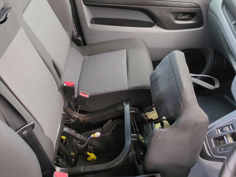 Vauxhall 3100 75kWh Dynamic Panel Van 6dr Electric Auto L1 H1 (7.4kW Charger) (136 ps)