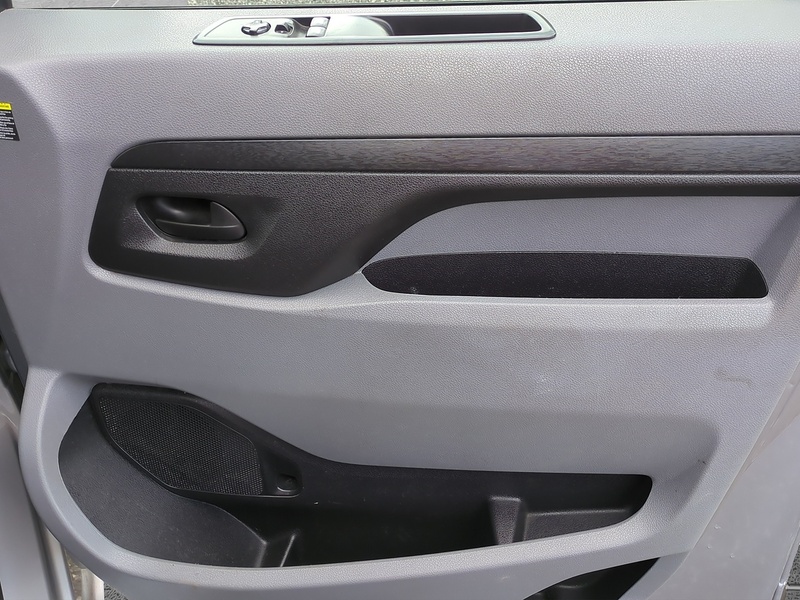 Vauxhall 3100 75kWh Dynamic Panel Van 6dr Electric Auto L1 H1 (7.4kW Charger) (136 ps)