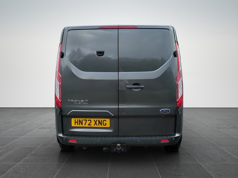 Ford 2.0 320 EcoBlue Limited Panel Van 5dr Diesel Auto L1 H1 Euro 6 (170 ps)