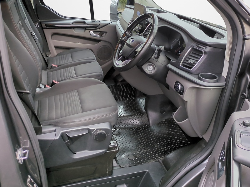 Ford 2.0 320 EcoBlue Limited Panel Van 5dr Diesel Auto L1 H1 Euro 6 (170 ps)