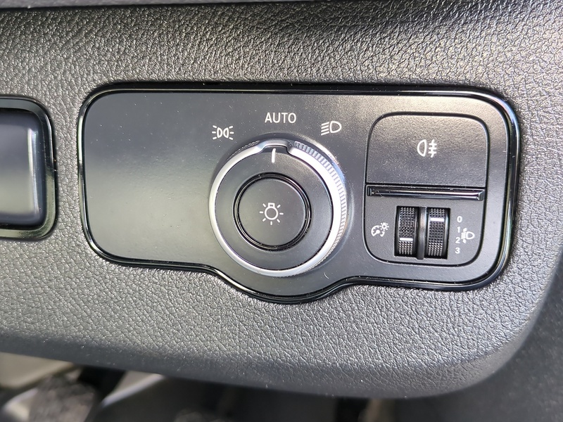 Mercedes-Benz 315 CDI Progressive 2.0 2dr Luton Manual Diesel