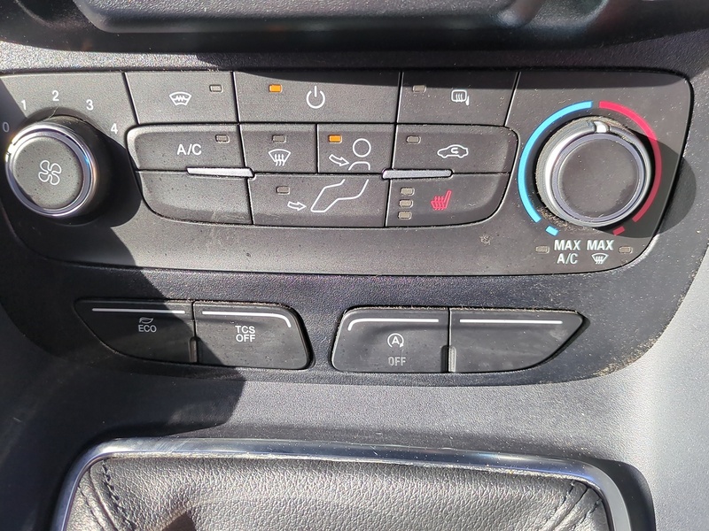 Ford 1.5 250 EcoBlue Limited Panel Van 5dr Diesel Manual L2 Euro 6 (s/s) (100 ps)