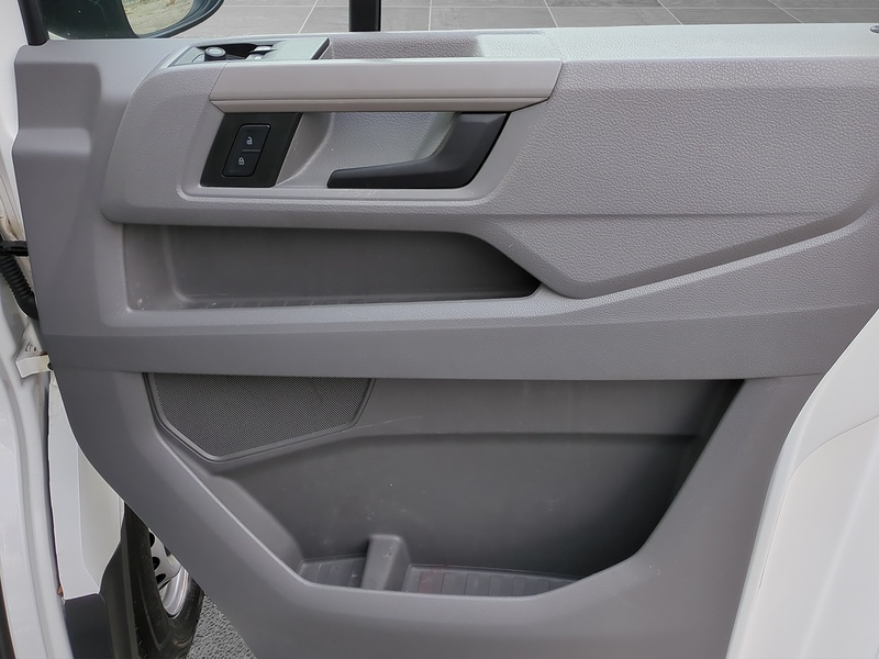 Volkswagen 2.0 TDI CR35 Trendline Panel Van 5dr Diesel Automatic FWD MWB Euro 6 (s/s) (140 ps)