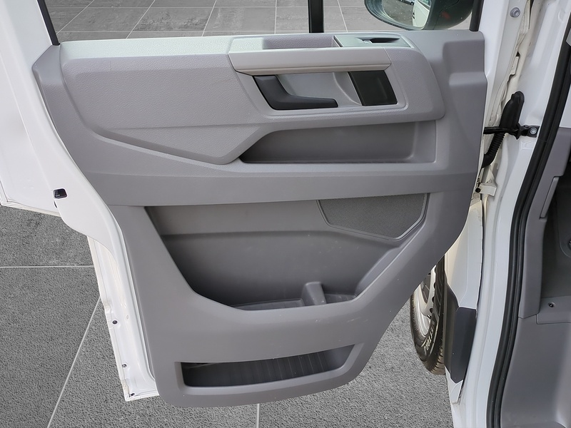 Volkswagen 2.0 TDI CR35 Trendline Panel Van 5dr Diesel Automatic FWD MWB Euro 6 (s/s) (140 ps)
