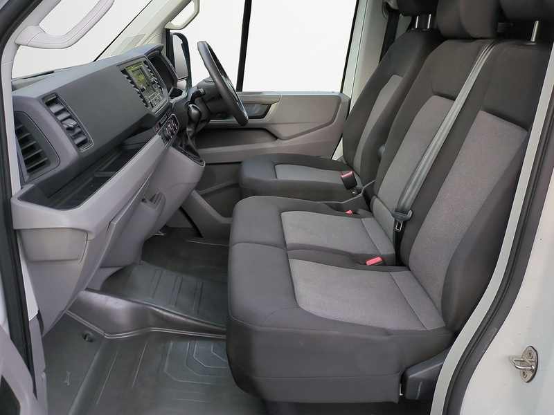 Volkswagen 2.0 TDI CR35 Trendline Panel Van 5dr Diesel Automatic FWD MWB Euro 6 (s/s) (140 ps)