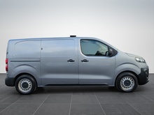 3100 75kWh Dynamic Panel Van 6dr Electric Auto L1 H1 (7.4kW Charger) (136 ps)