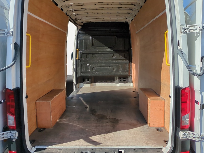 Volkswagen 2.0 TDI CR35 Trendline Panel Van 5dr Diesel Manual FWD LWB High Roof Euro 6 (s/s) (140 ps)